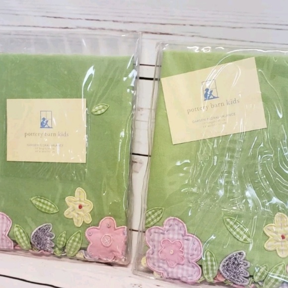 Pottery Barn Kids Accents Daisy Garden Window Valance Set Poshmark